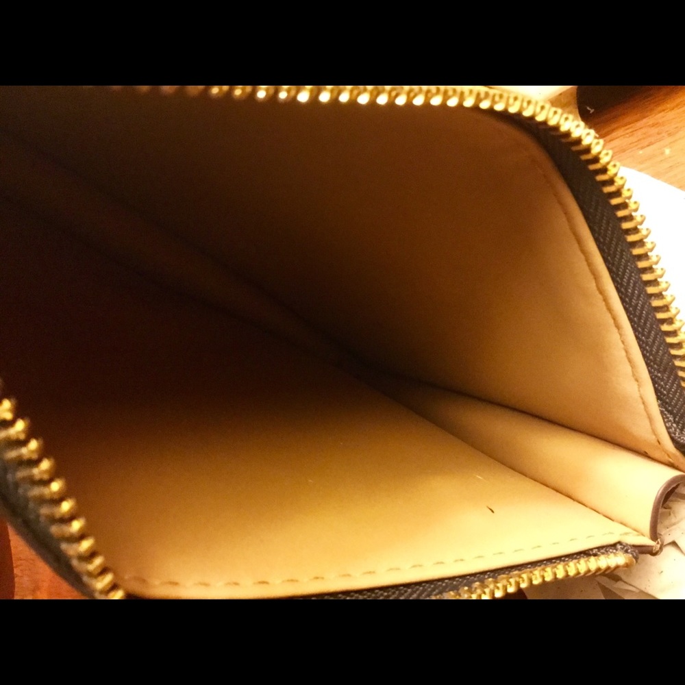 Michael Kors Belt Bag “ SOLD “ 🤗 - Picture 7 of 7